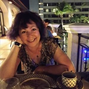 Meet your Posher, Lyn